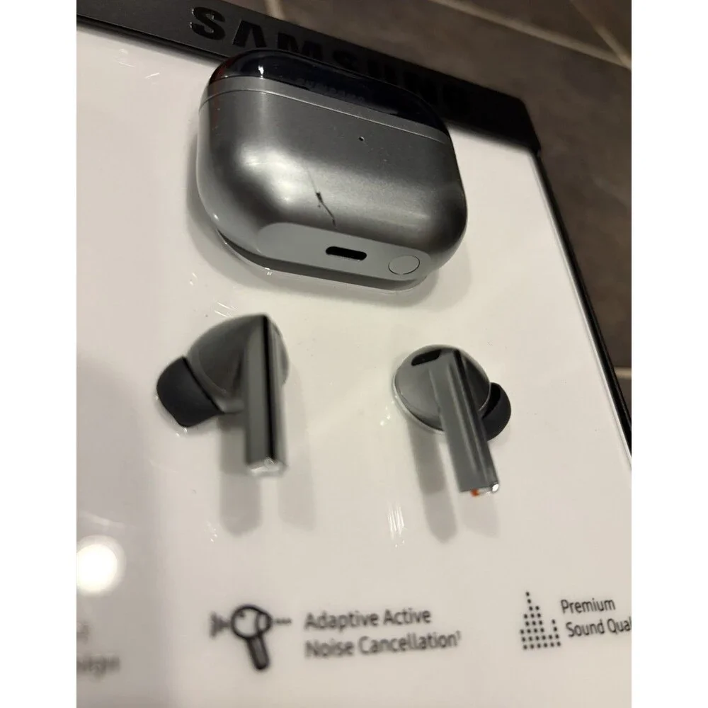 Samsung Galaxy Buds - Store Display Model Advertising - 3 Pairs - Not Functional